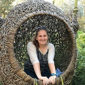 Meet your Posher, Ashley